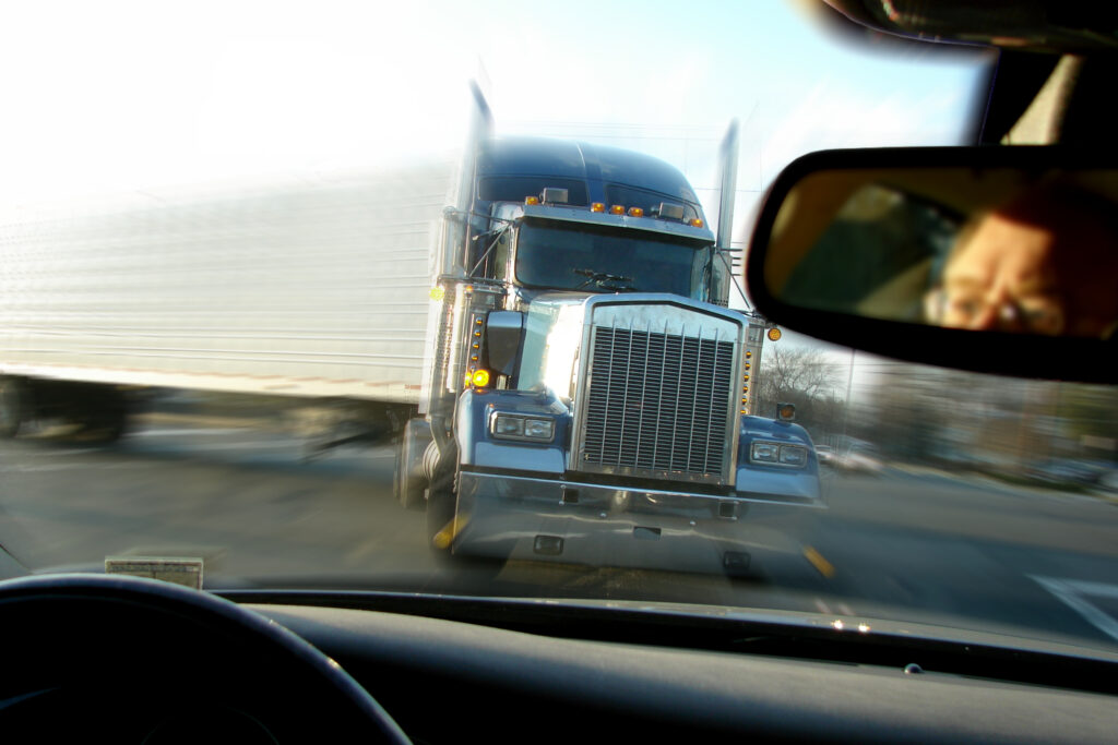 Questions to Ask Before Hiring a Truck Accident Lawyer